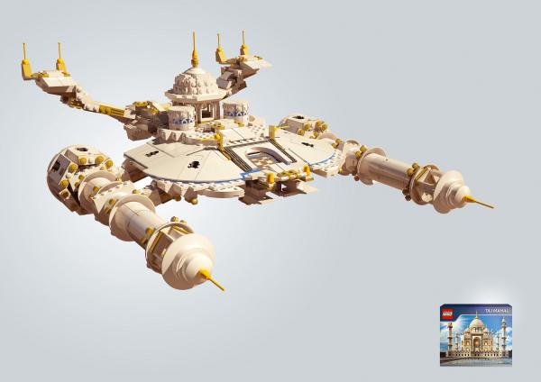 Leo Burnett Moscow - золото в номинации Outdoor за кампанию Lego - Космический корабль (Тадж-Махал)