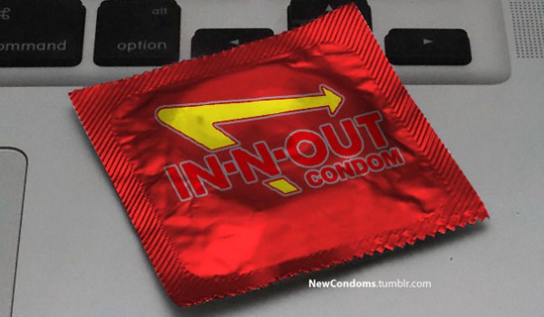 логотипы и слоганы глобальных брендов на упаковке презервативов от Макса Райта (Max Wright)