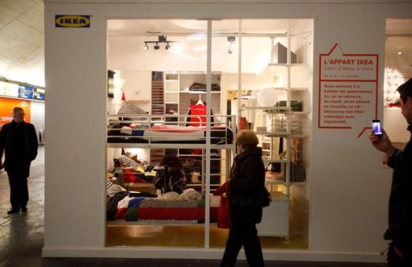 Креативная рекламная акция шведского бренда IKEA в парижском метро Креативная рекламная акция шведского бренда IKEA в парижском метро