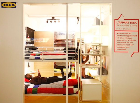 Креативная рекламная акция шведского бренда IKEA в парижском метро Креативная рекламная акция шведского бренда IKEA в парижском метро
